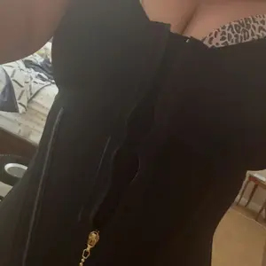 买家实拍拉链特写